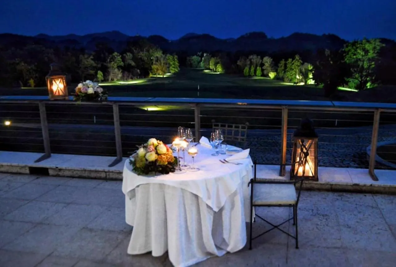 Курортный комплекс Отель Asolo Golf Club Cavaso Del Tomba